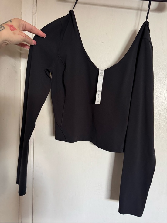 lululemon athletica Tops - lululemon athletica Black Deep V Long-Sleeve Top